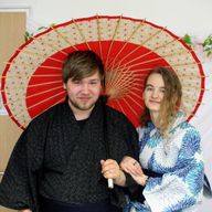 schueler im kimono