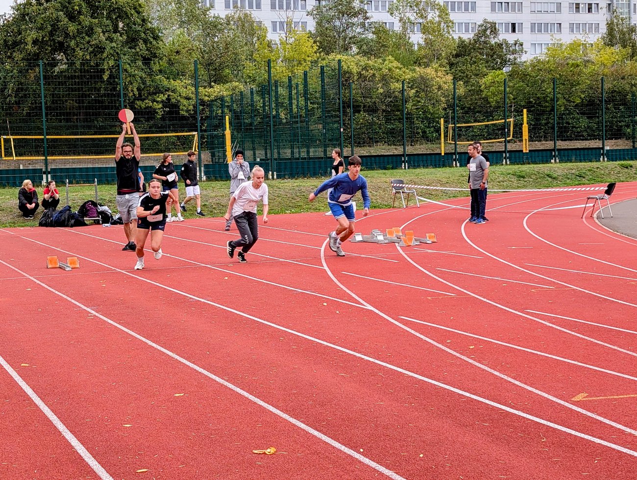 Schüler beim Sprintstart